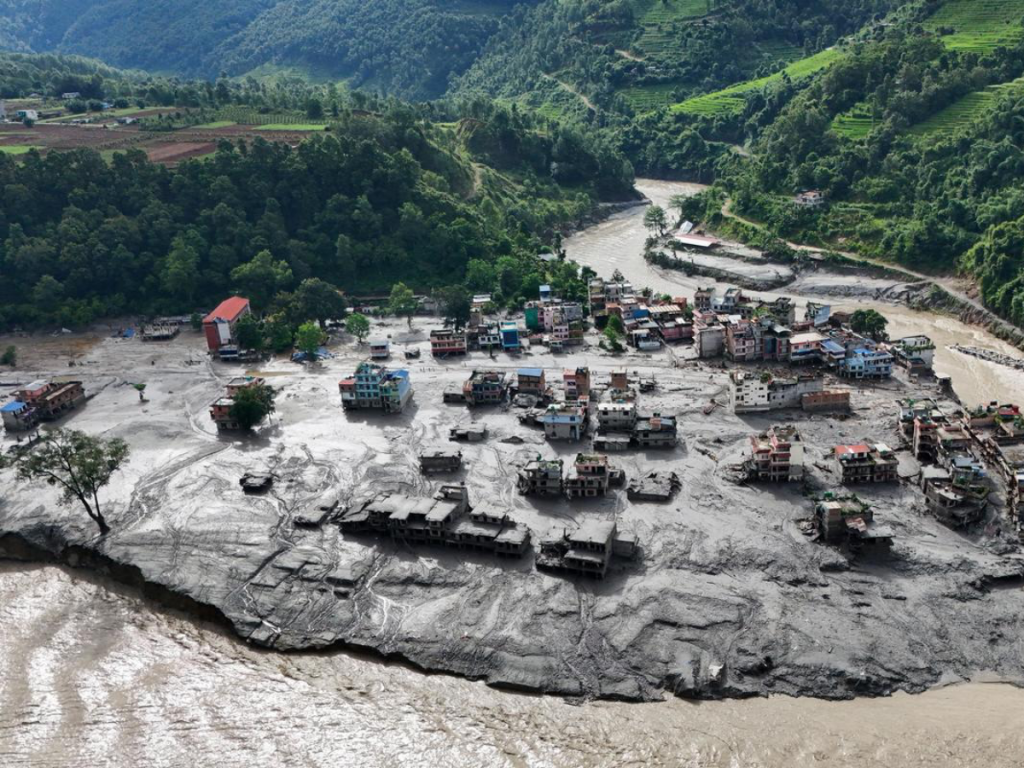 Nepal Flood Latest: Sri Lanka Pledges $1m as Rescue Crisis Deepens Nepal flash flood rescue operation after Bhote Koshi River disaster